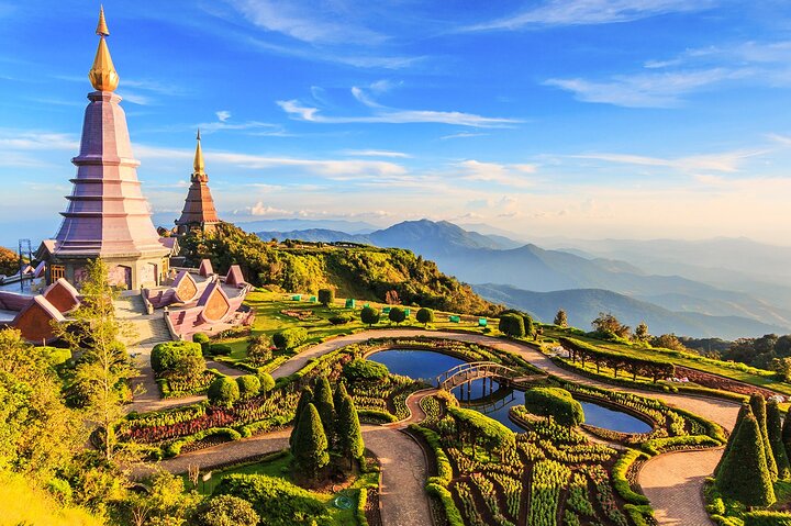Doi Inthanon nasjonalpark, fossefall og Royal Project Day Tour fra Chiang Mai