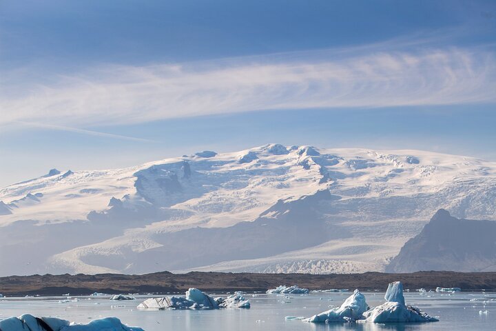 Guided Glacier Lagoon and Diamond Beach Day Trip from Reykjavik