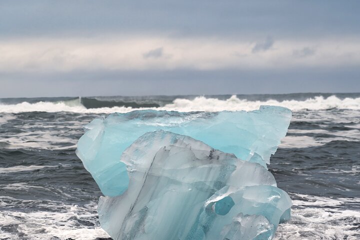 Guided Glacier Lagoon and Diamond Beach Day Trip from Reykjavik