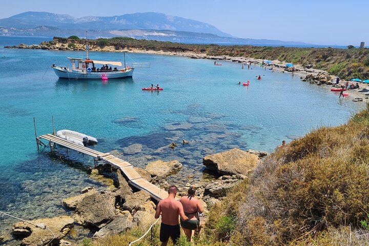 "Crociera da sogno" Crociera giornaliera dal porto di Argostoli con una tradizionale barca greca