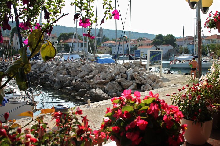 Zadar : The Best of Dugi Otok - Shipwreck, Sandy Beach & Sea Cave(ザダル:ドゥギ・オトクのベスト・オブ・ザ・ベスト)