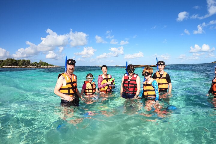Tour semiprivato VIP di 3 ore Isla Mujeres Esperienza di snorkeling completa