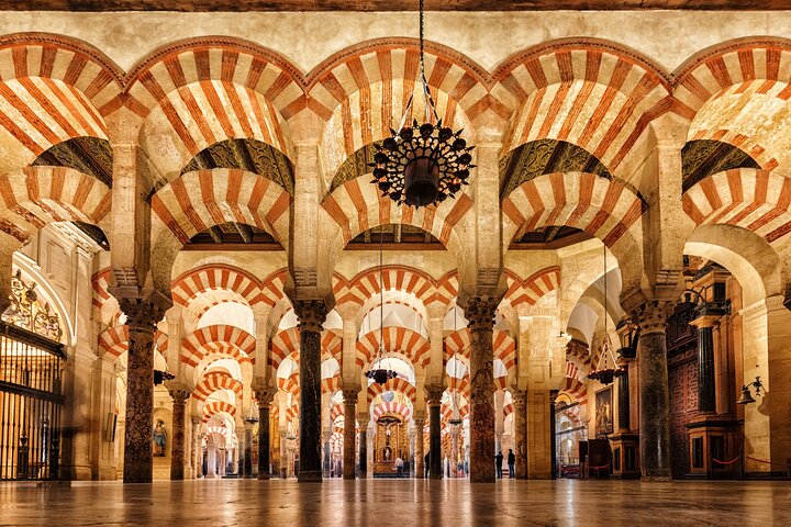 Tour Privado Mezquita-Catedral y Ciudad de Córdoba