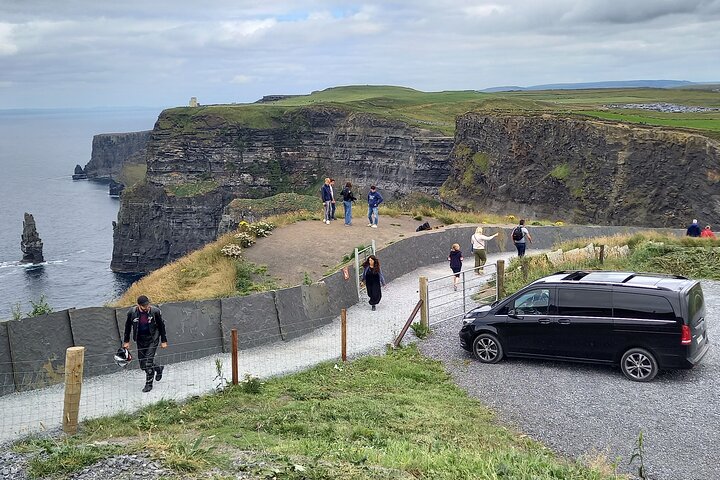 Visite privée des falaises de Moher et du Wild Atlantic Way au départ de Limerick.