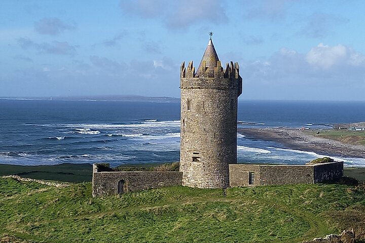 Visite privée des falaises de Moher et du Wild Atlantic Way au départ de Limerick.