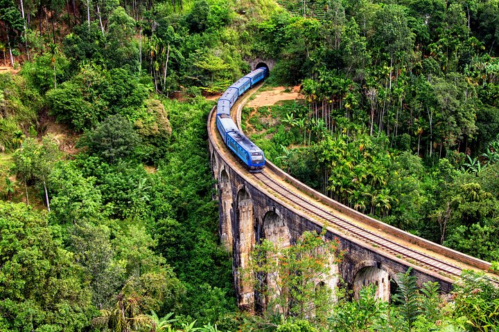 Descubra Ella: Ella Rock, Little Adam's Peak y el Puente de los Nueve Arcos