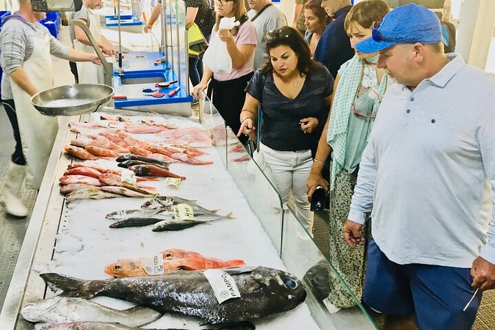 Tour gastronómico para grupos pequeños en Ponta Delgada en Azores