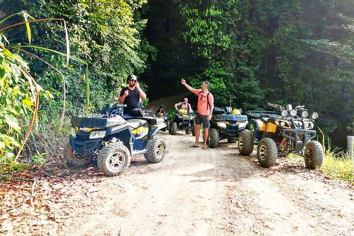 ATV 1,5 Stunden Dschungel-Safari-Tour auf Koh Phangan
