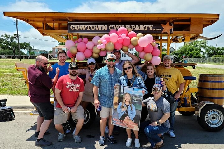 2-timers BYOB Cowtown cykelfest for 6-15 glade voksne i FW