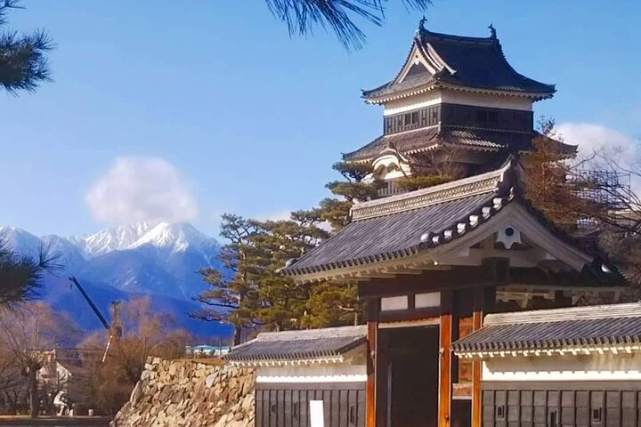 Visite du château de Matsumoto et expérience des nouilles soba