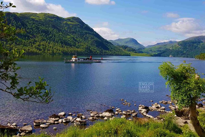 Excursion d'une journée complète dans la région des lacs : 10 lacs, paysages incroyables et croisière sur le lac