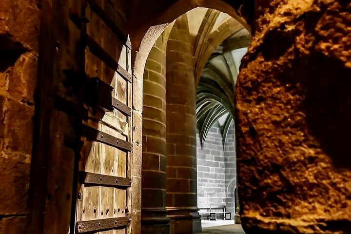 Mont St Michel heldagstur med en nationell guide från Bayeux
