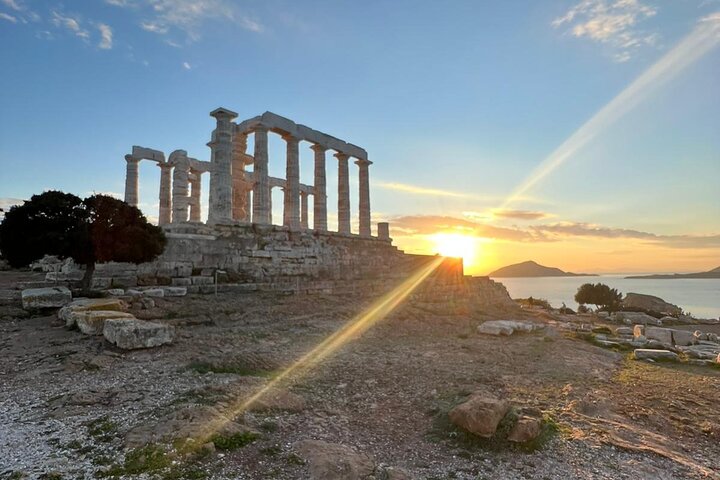 Tour privato di lusso di 3 ore di luci e viste della città di Atene di notte