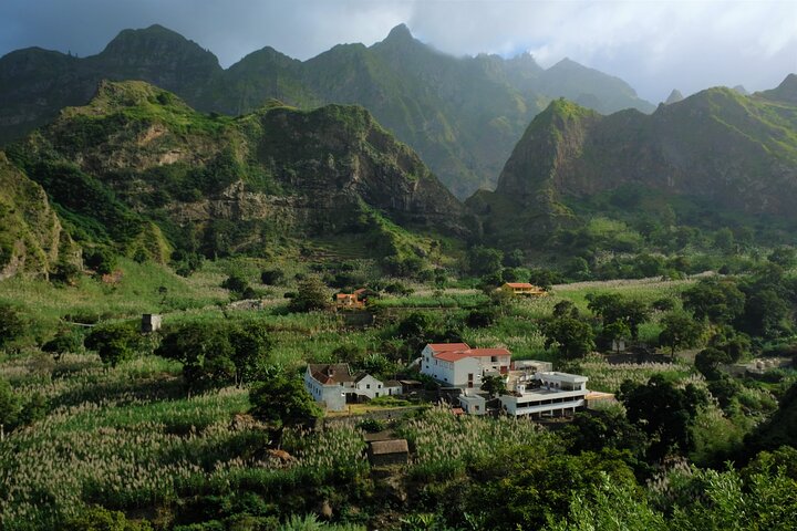 Tour dell'isola di un'intera giornata a Santo Antão con pranzo incluso