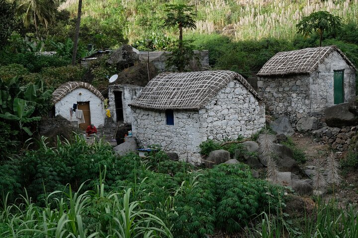 Tour dell'isola di un'intera giornata a Santo Antão con pranzo incluso
