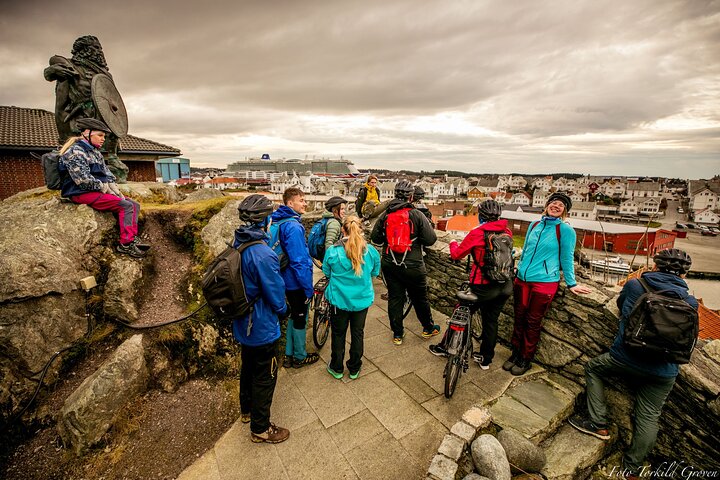Tour guidato in EL-Bike nella città di Haugesund e Rising Tides