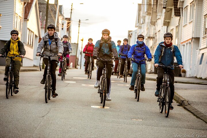 Tour guidato in EL-Bike nella città di Haugesund e Rising Tides