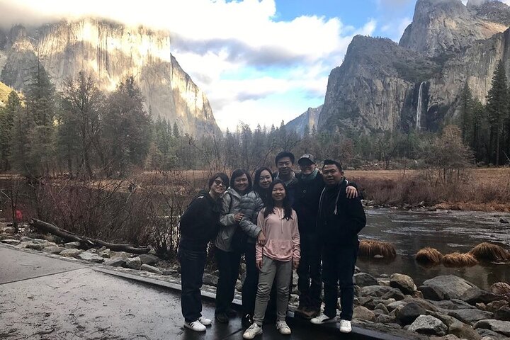 Yosemite Valley & Glacier Point Adaptive Tour