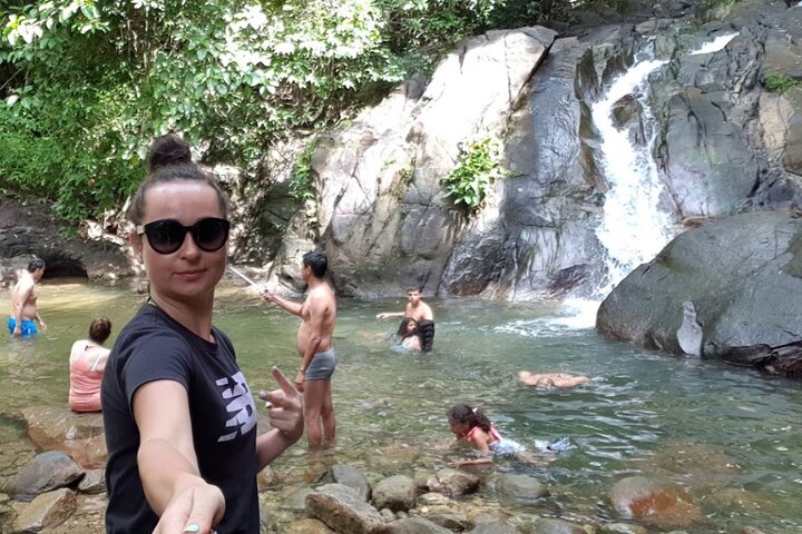 Bambus-Rafting und Sea Turtle Conservation Center Halbtagestour ab Khao Lak