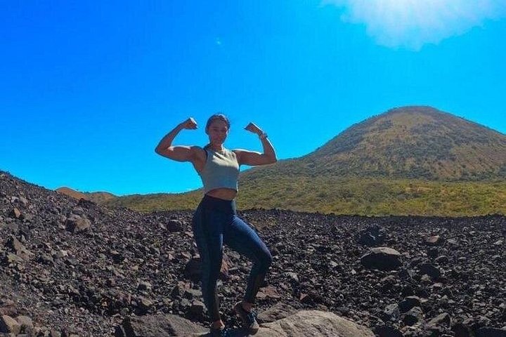 Cerro Negro Volcano and Leon City VIP experience