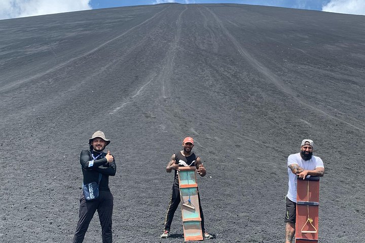 Cerro Negro Volcano and Leon City VIP experience