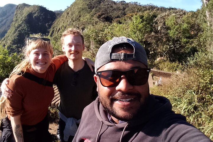 Tour de Horton Plains-World's End y Tea Factory desde Nuwaraeliya