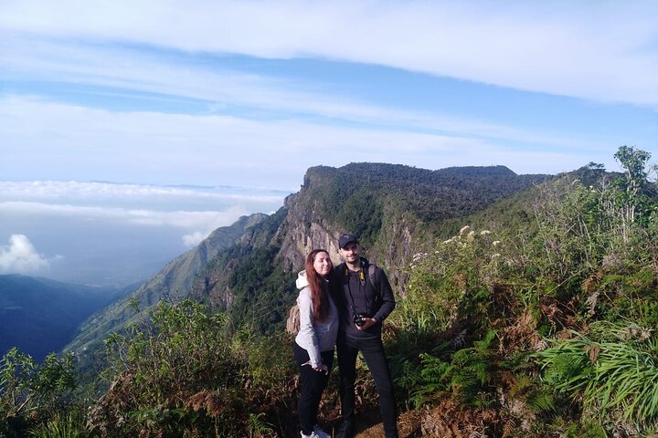 Tour de Horton Plains-World's End y Tea Factory desde Nuwaraeliya