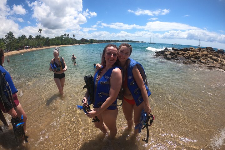 Aventura de mergulho com snorkel em recifes de coral com fotos e vídeos