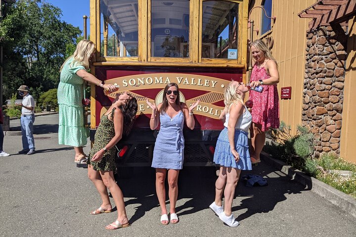 Excursão de bonde de vinho ao ar livre no Vale de Sonoma