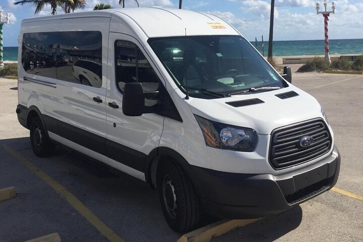 Private Bahamas George Town Exuma Airport transfer to Island Hotels