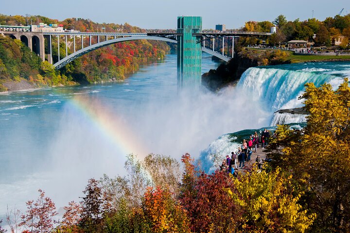 Niagara Falls 1 dagstur fra NYC med Maid of the Mist bådtur