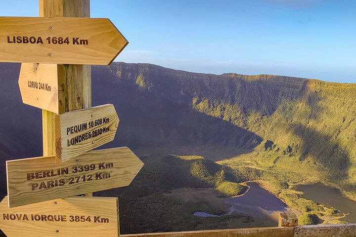 Eiland Faial: een volledige dag met lokale gids, vulkanen en landschappen