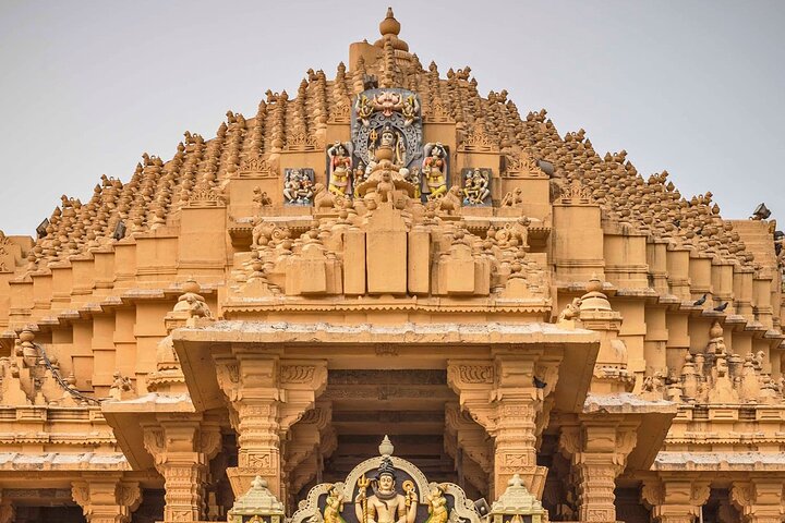 Soggiorno storico e spirituale: tour da Rajkot a Somnath