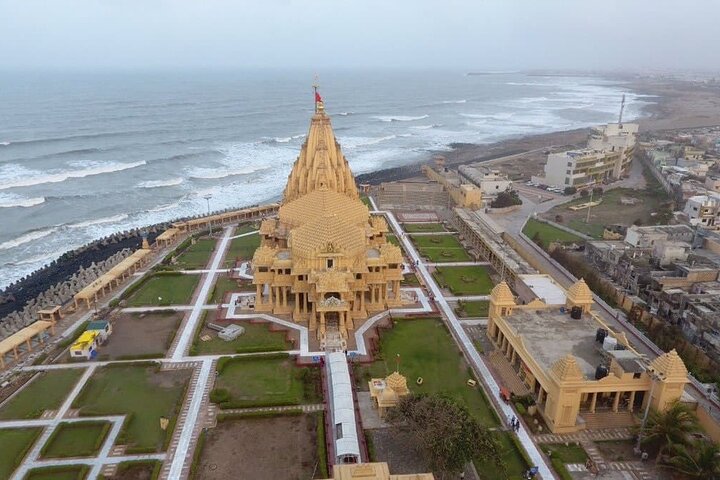 Soggiorno storico e spirituale: tour da Rajkot a Somnath