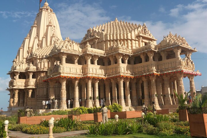 Soggiorno storico e spirituale: tour da Rajkot a Somnath