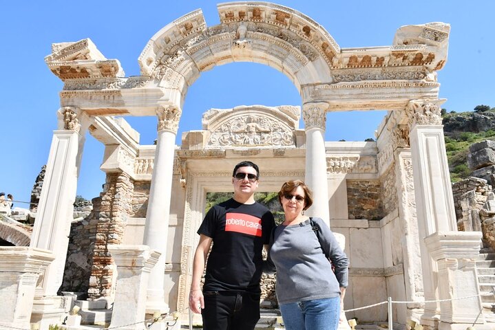 Tout compris : visite exclusive d'Éphèse depuis le port de Kusadasi