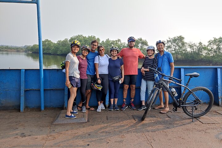 Tour en bicicleta eléctrica por la isla de Chorao ciclismo Zens