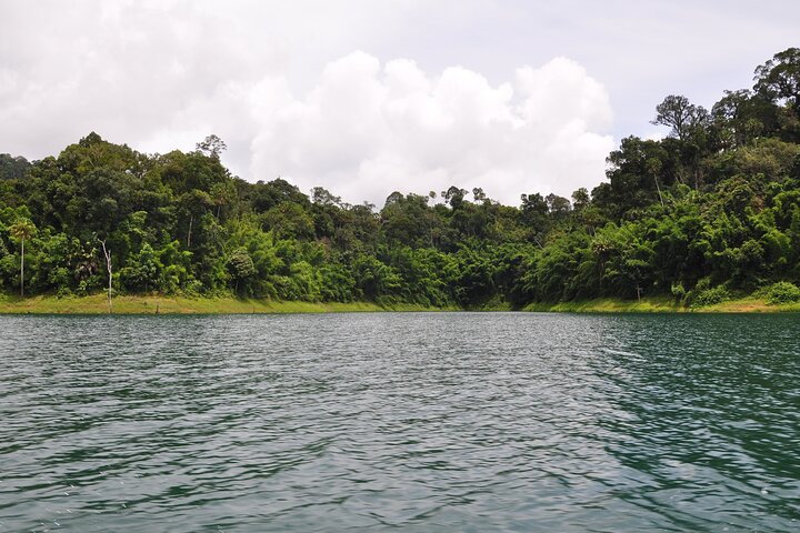 Geweldige eendaagse trip naar het meer van Cheow Larn vanuit Khao Lak