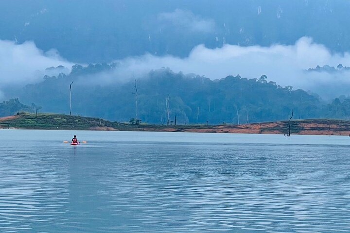 Geweldige eendaagse trip naar het meer van Cheow Larn vanuit Khao Lak