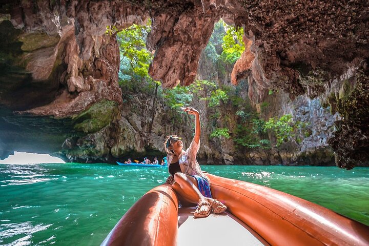 Tour avventura dell'isola di James Bond da Khao Lak con canoa e pranzo in mare