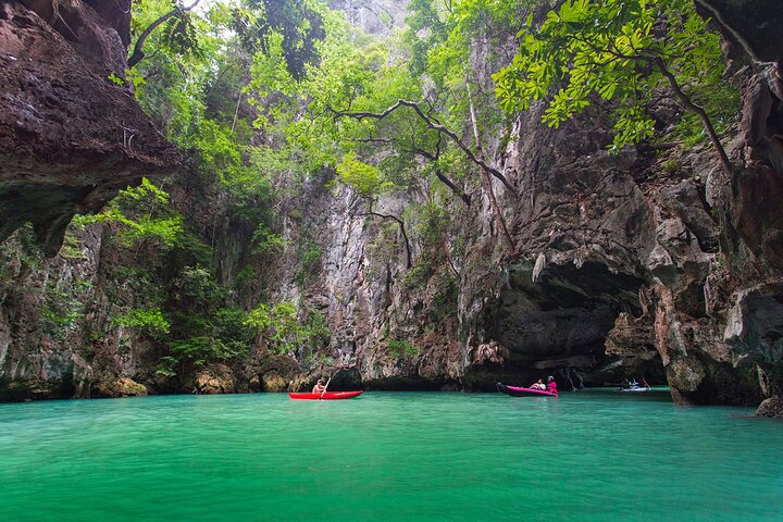 Tour avventura dell'isola di James Bond da Khao Lak con canoa e pranzo in mare