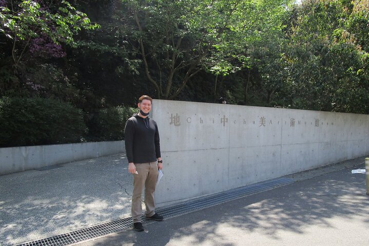Naoshima Kunstinsel in 1 Tagestour mit lizenziertem Fortgeschrittener