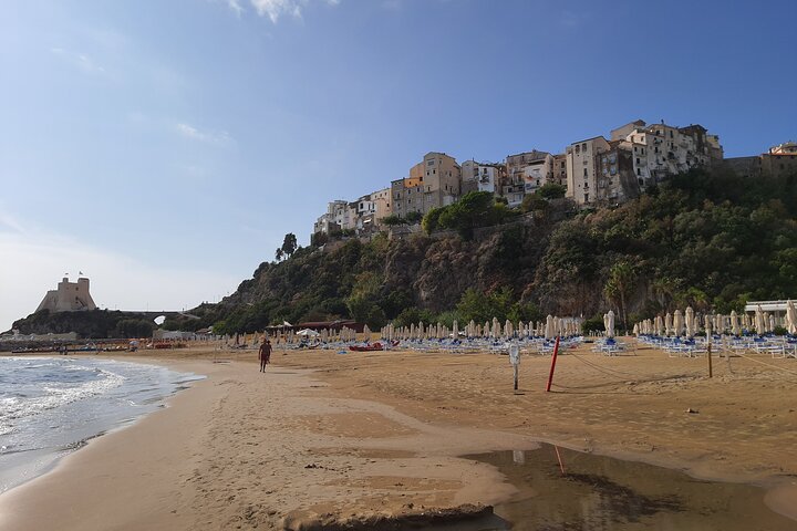 Sperlonga Art & Food Tour met lokale gids Tiberius Villa Museum & Grotto
