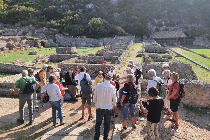 Sperlonga Art & Food Tour met lokale gids Tiberius Villa Museum & Grotto