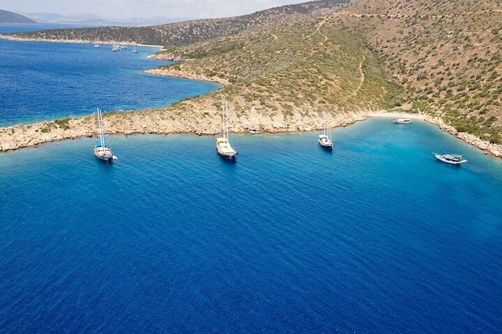 Bodrum Luxe privécruise met Gulet – zwemmen, lunch, verborgen baaien