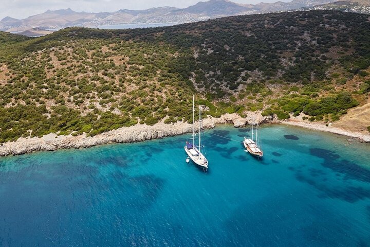 Bodrum Luxe privécruise met Gulet – zwemmen, lunch, verborgen baaien