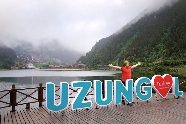 Uzungöl-Tour: Ganztägiges Naturabenteuer mit Besuch einer Teefabrik