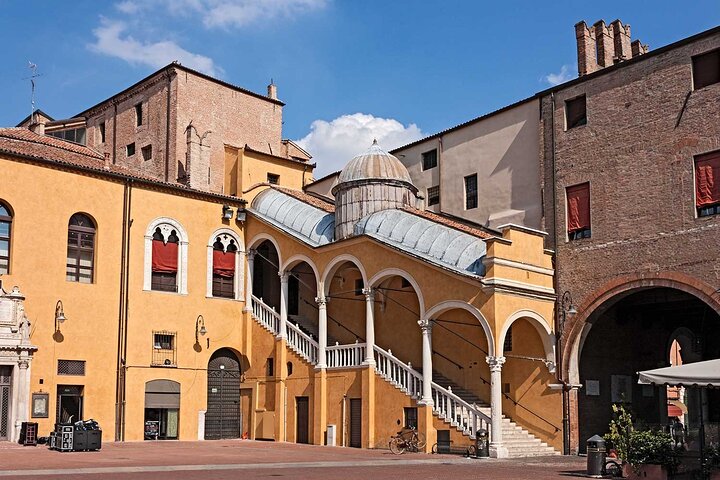 Ferrara Tour af Must-see attraktioner med lokal Top Rated Guide