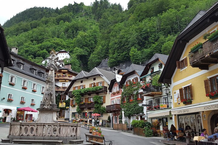 Ab Prag: Privater Tagesausflug in die Hallstätter Alpen mit Picknick am See