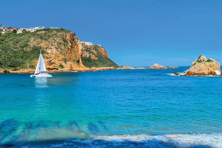 Knysna Sunset Sailing Cruise med kaptensbiff Braai & Bubbly